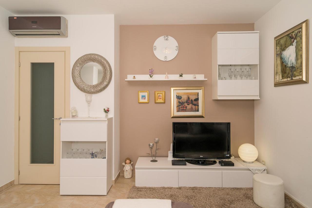 Luxury 1 Bedroom App Center&Balcony Free Parking Split Dış mekan fotoğraf